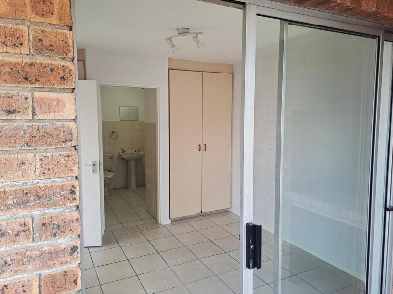 1 Bedroom Property for Sale in Durbanville Western Cape
